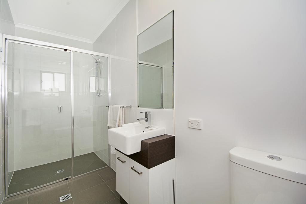 Cooroy Luxury Motel Apartments Kamer foto