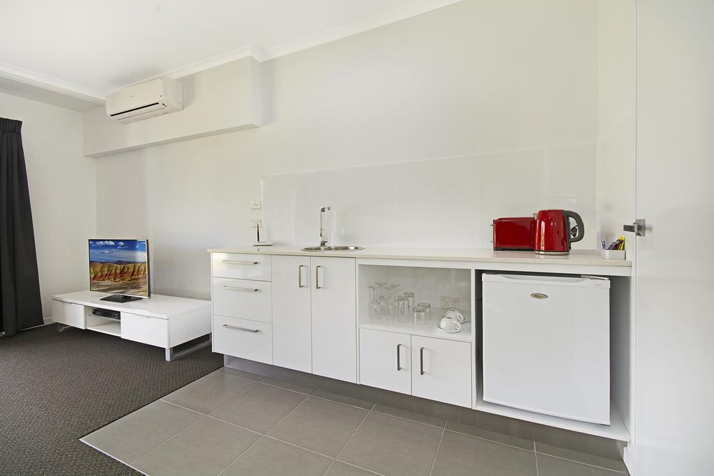 Cooroy Luxury Motel Apartments Kamer foto